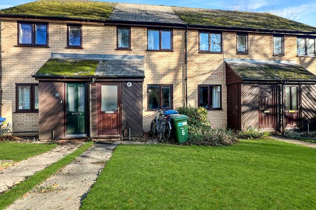 Cambridge CB4 2 bed terraced house for sale