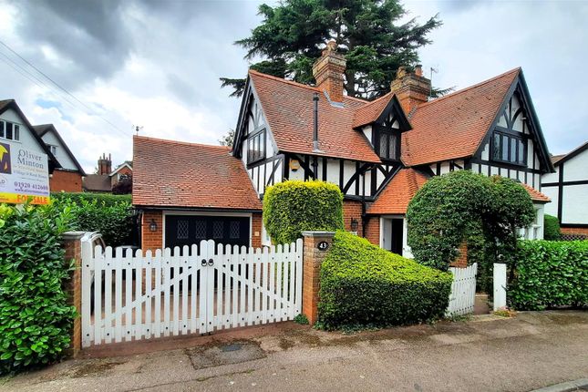 St. Catherines Road, Broxbourne 3 bed detached house for sale