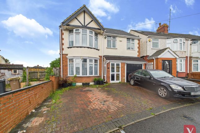 High Mead, Luton LU3 5 bed detached house for sale
