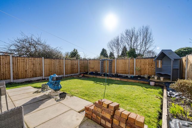 2 bedroom semi-detached bungalow for sale
