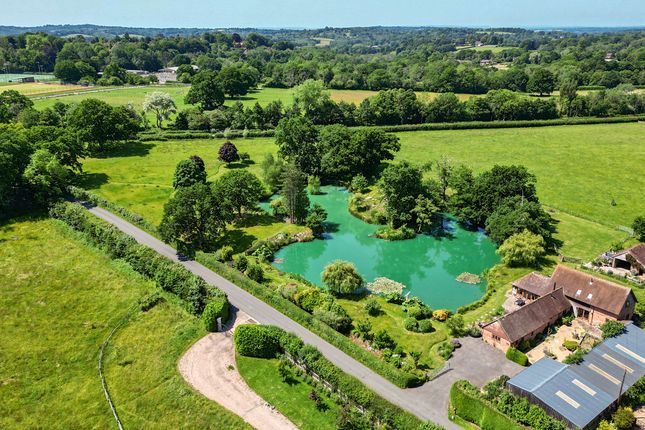 Little Trodgers Lane, Mayfield, TN20 4 bed detached house for sale