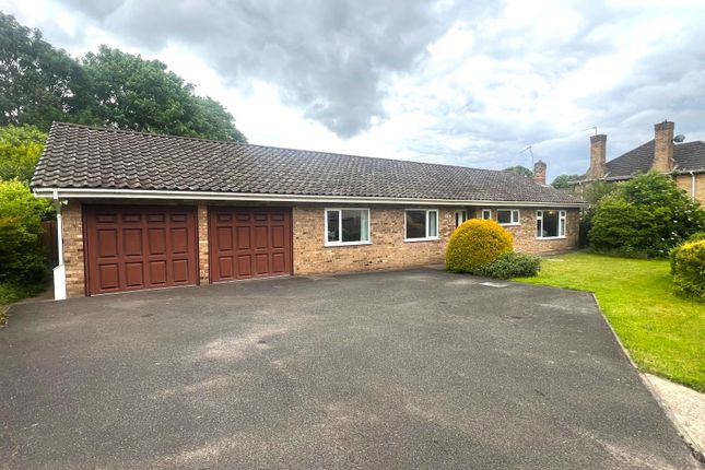 4 bedroom detached bungalow for sale