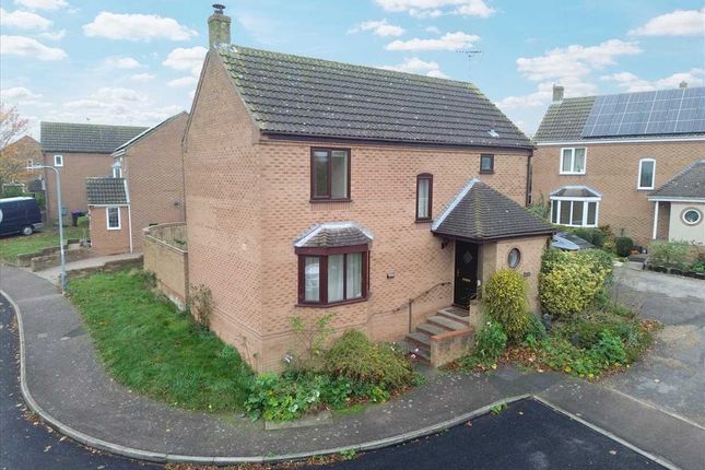 Folkingham NG34 4 bed detached house for sale