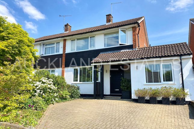 Torrington Drive, Pottes Bar EN6 4 bed semi