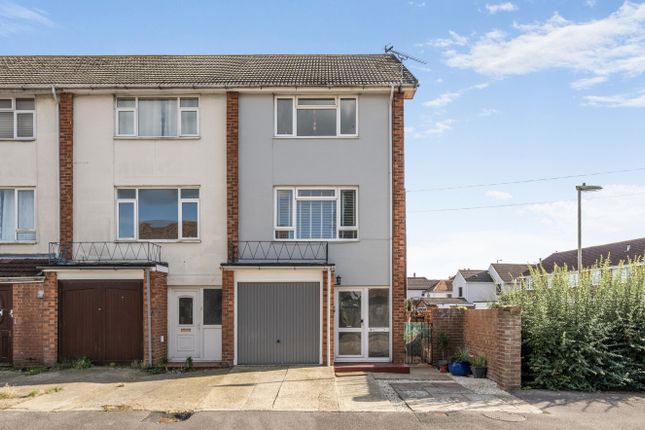Eastbrook Close, Hampshire PO12 2 bed end of terrace house for sale