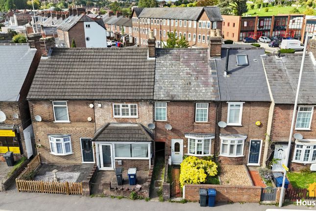 Broad Street, Chesham, HP5 2 bed terraced house for sale