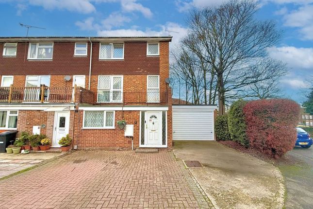 Beale Street, Dunstable 5 bed end of terrace house for sale