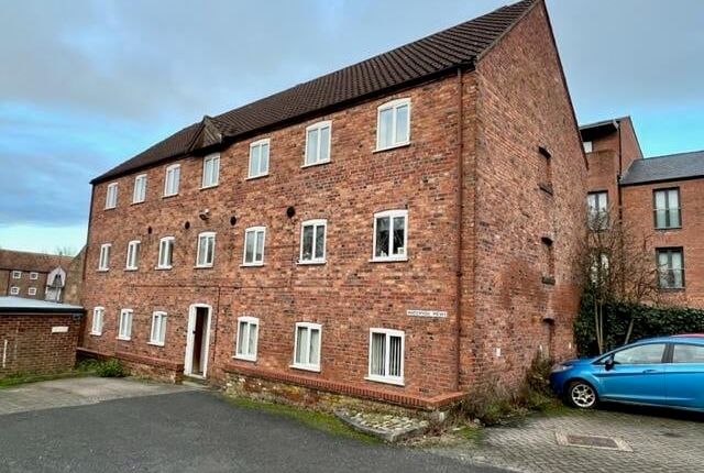 2 bed flat