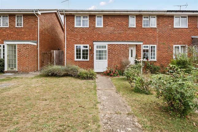 Sovereigns Way, Marden, Tonbridge 3 bed end of terrace house for sale