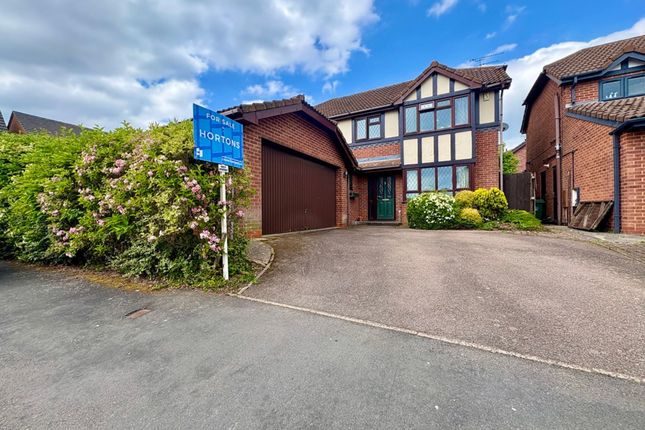 4 bed detached house