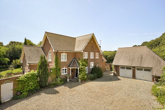 6 bedroom detached house for sale