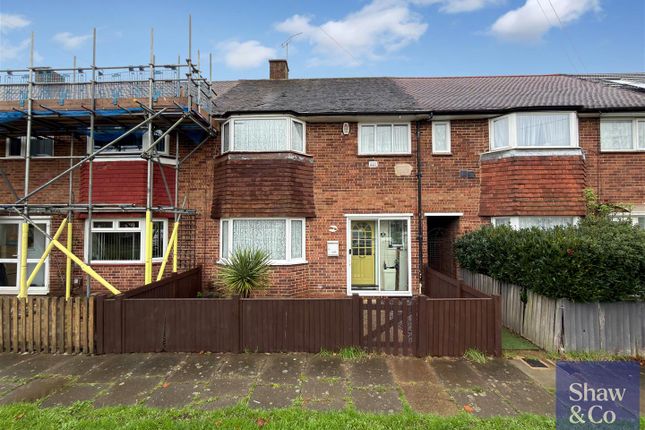 Sparrow Farm Drive, Feltham TW14 3 bed terraced house for sale
