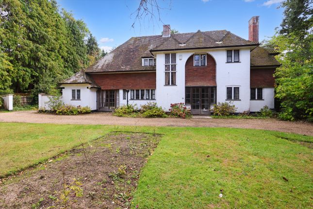 Blackhills, Esher, Surrey, KT10 4 bed detached house for sale