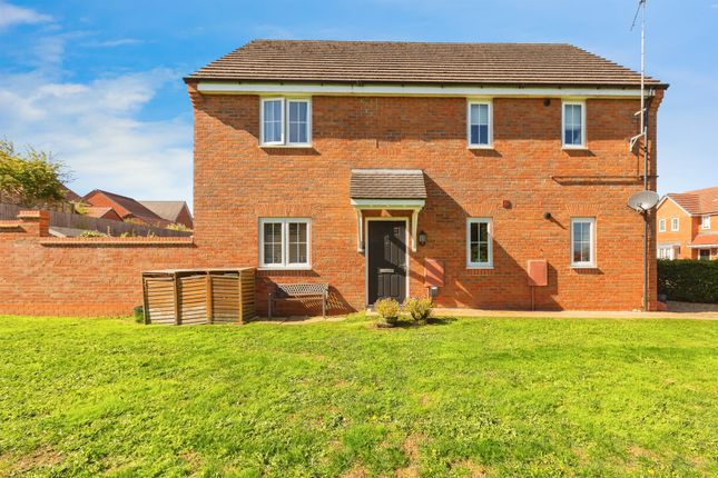 2 bedroom ground floor flat for sale