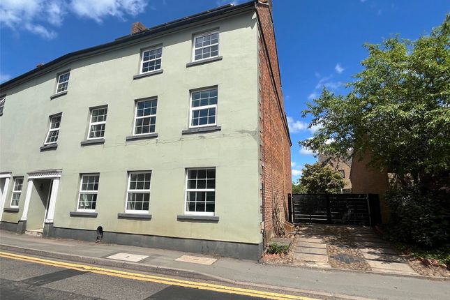 7 bedroom semi-detached house for sale