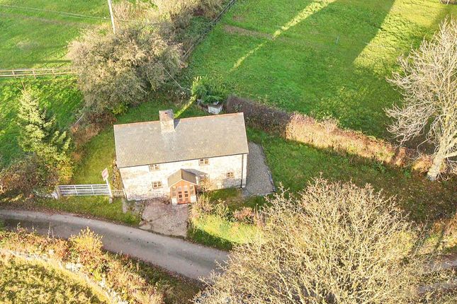 Cefn Coch, Llanrhaeadr Ym Mochnant 2 bed cottage for sale
