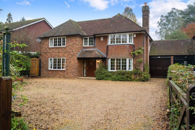Green Lane, Lower Kingswood, Tadworth 5 bed detached house for sale