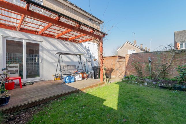 Wickhay, Basildon 2 bed terraced house for sale