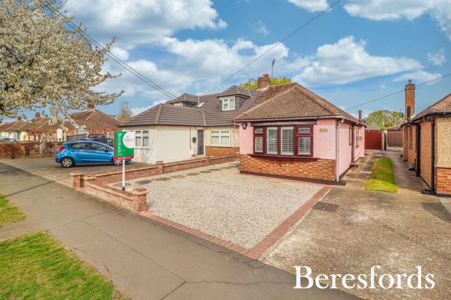Thorndon Avenue, West Horndon, CM13 2 bed bungalow for sale