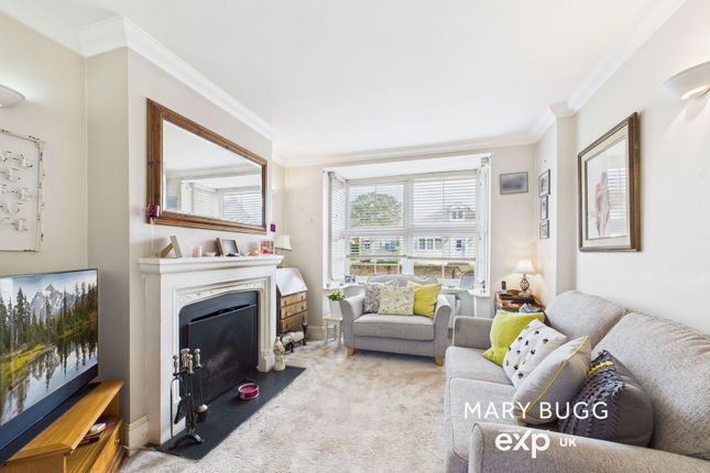 Beehive Lane, Chelmsford CM2 3 bed terraced house for sale