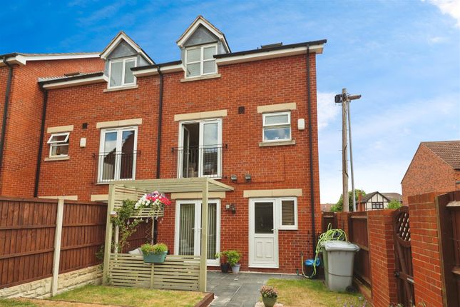 3 bedroom end of terrace house for sale