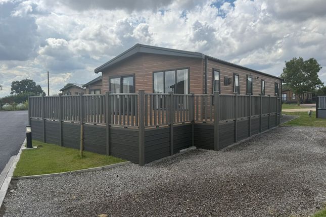 Bull Balk Newton upon Derwent 3 bed lodge for sale