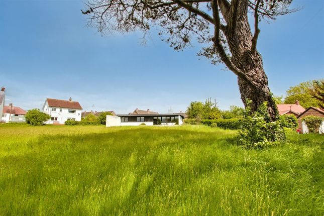 Napier Gardens, Cardigan 3 bed detached bungalow for sale