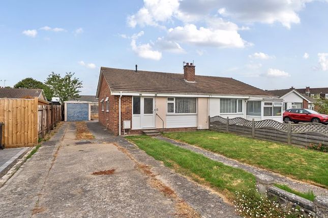 2 bedroom semi-detached bungalow for sale