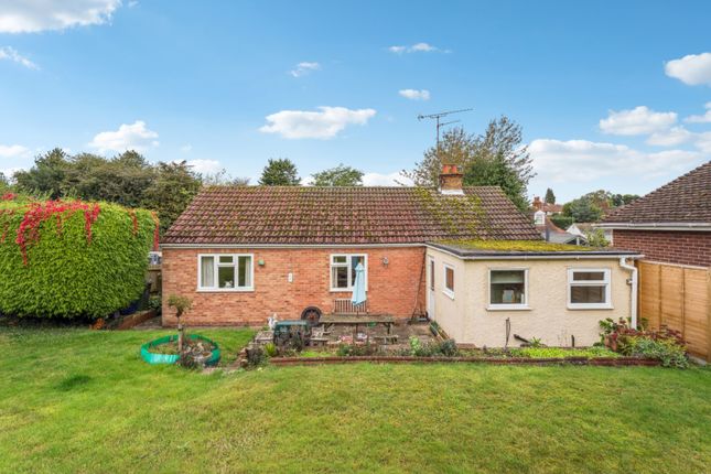 Deanway, Chalfont St Giles, HP8 2 bed bungalow for sale
