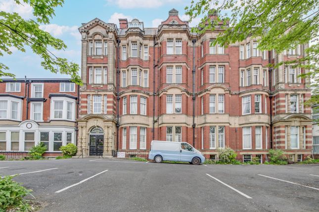 Southport, Merseyside PR9 1 bed flat for sale
