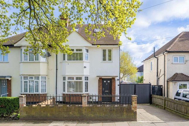 5 bedroom semi-detached house for sale