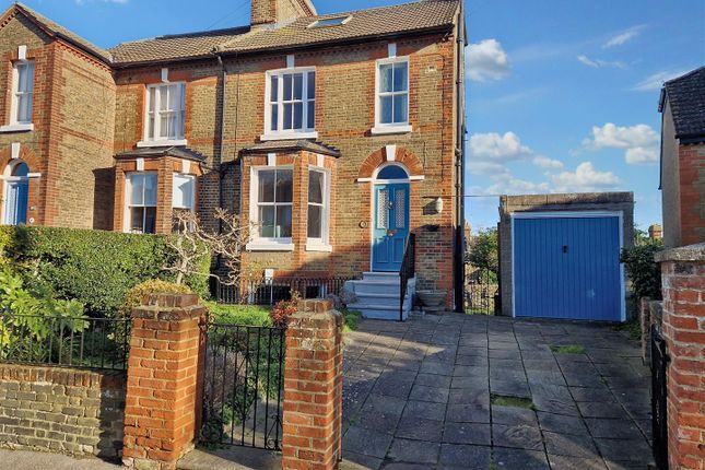 Roebuck Road, Rochester 4 bed house for sale