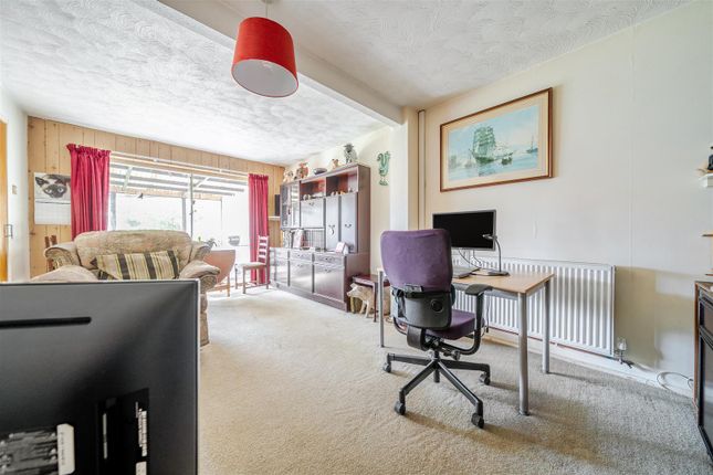 4 bedroom semi-detached bungalow for sale