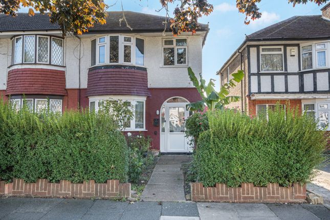 Malvern Avenue, Harrow 3 bed terraced house for sale