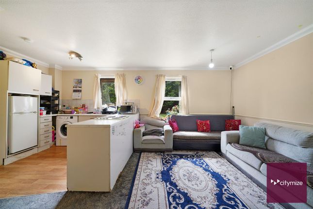 Vicarage Lane, London 1 bed flat for sale