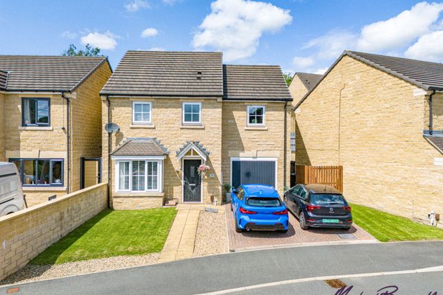 Harrowins Farm Drive, Bradford BD13 4 bed detached house for sale