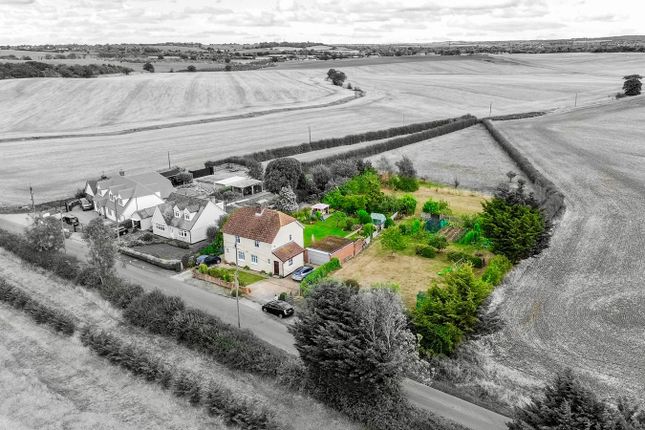 Buckhatch Lane, Chelmsford CM3 3 bed cottage for sale