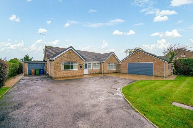 Old Lynn Road, Walsoken, Wisbech... 3 bed detached bungalow for sale