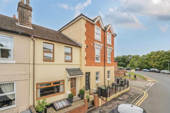 High Street, Snodland 3 bed terraced house for sale