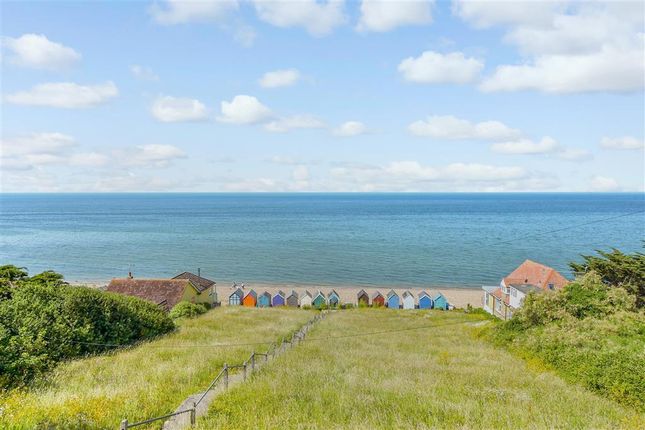 4 bedroom chalet for sale
