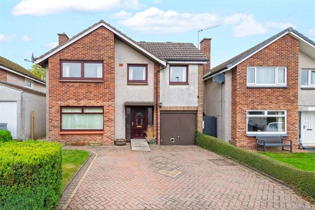 4 bed detached house