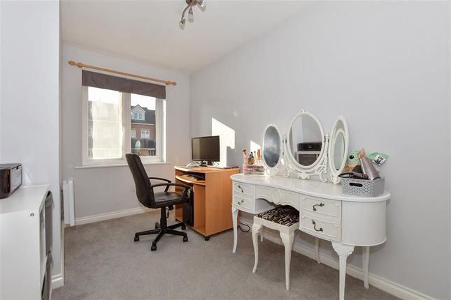 2 bed flat