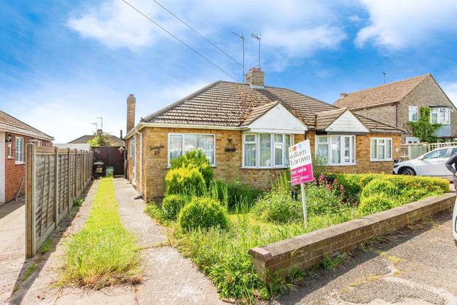 2 bedroom semi-detached bungalow for sale