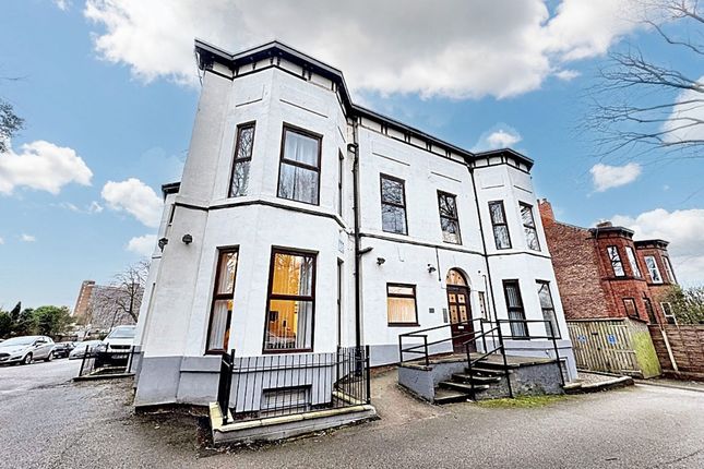 Half Edge Lane, Eccles, M30 2 bed flat for sale
