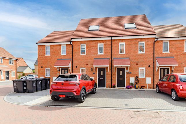 Mace Road, Bradwell 3 bed terraced house for sale