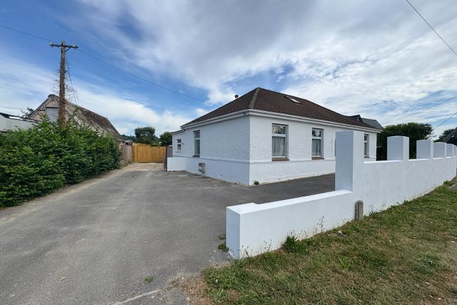 Wimborne Road West, Wimborne, BH21 4 bed detached bungalow for sale