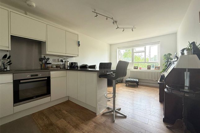 2 bed flat