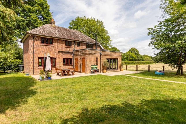 Horley Road, Horley RH6 4 bed detached house for sale