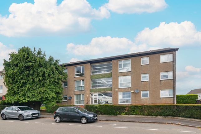 3 bedroom flat for sale