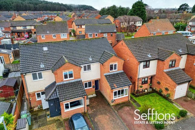 Lusher Close, Sheringham, Norfolk 4 bed semi